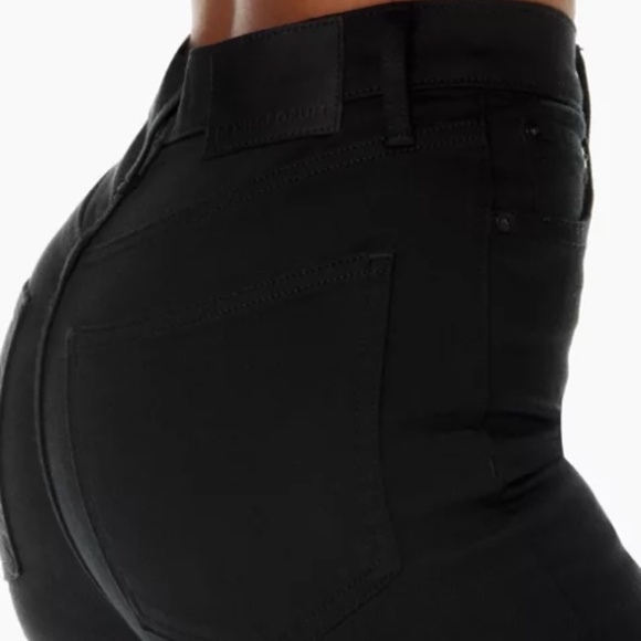 Denim Forum "The Lola High Rise Skinny" - Picture 4 of 13